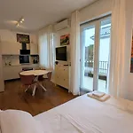 Park & Chill Boutique - Terrace Near Venecia