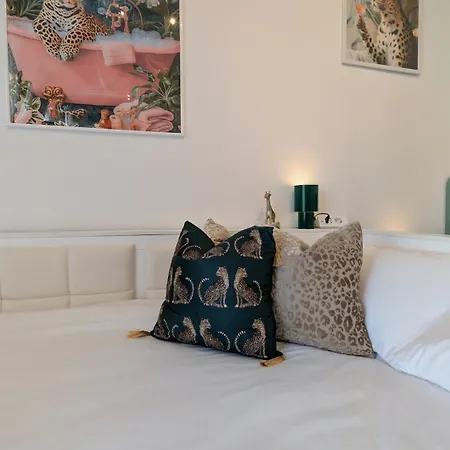 Free Parking & Big Terrace Near Venezia